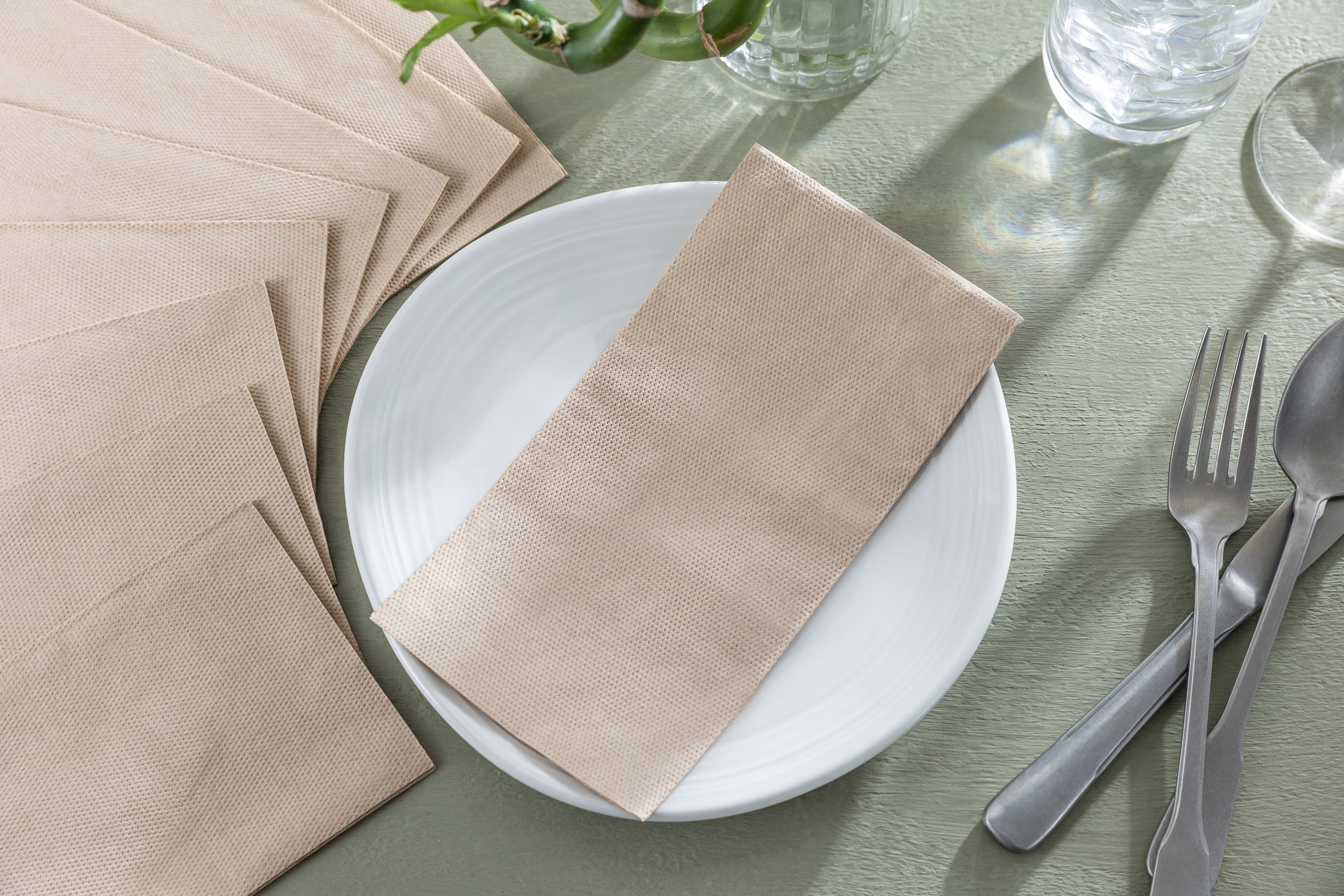 KRAFT-8-FOLD-DINNER-NAPKINS-1-2