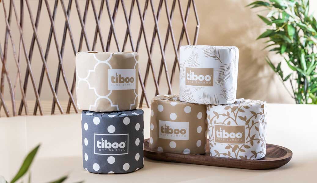 luxury-toilet-rolls-wrapped-lifestyle-1
