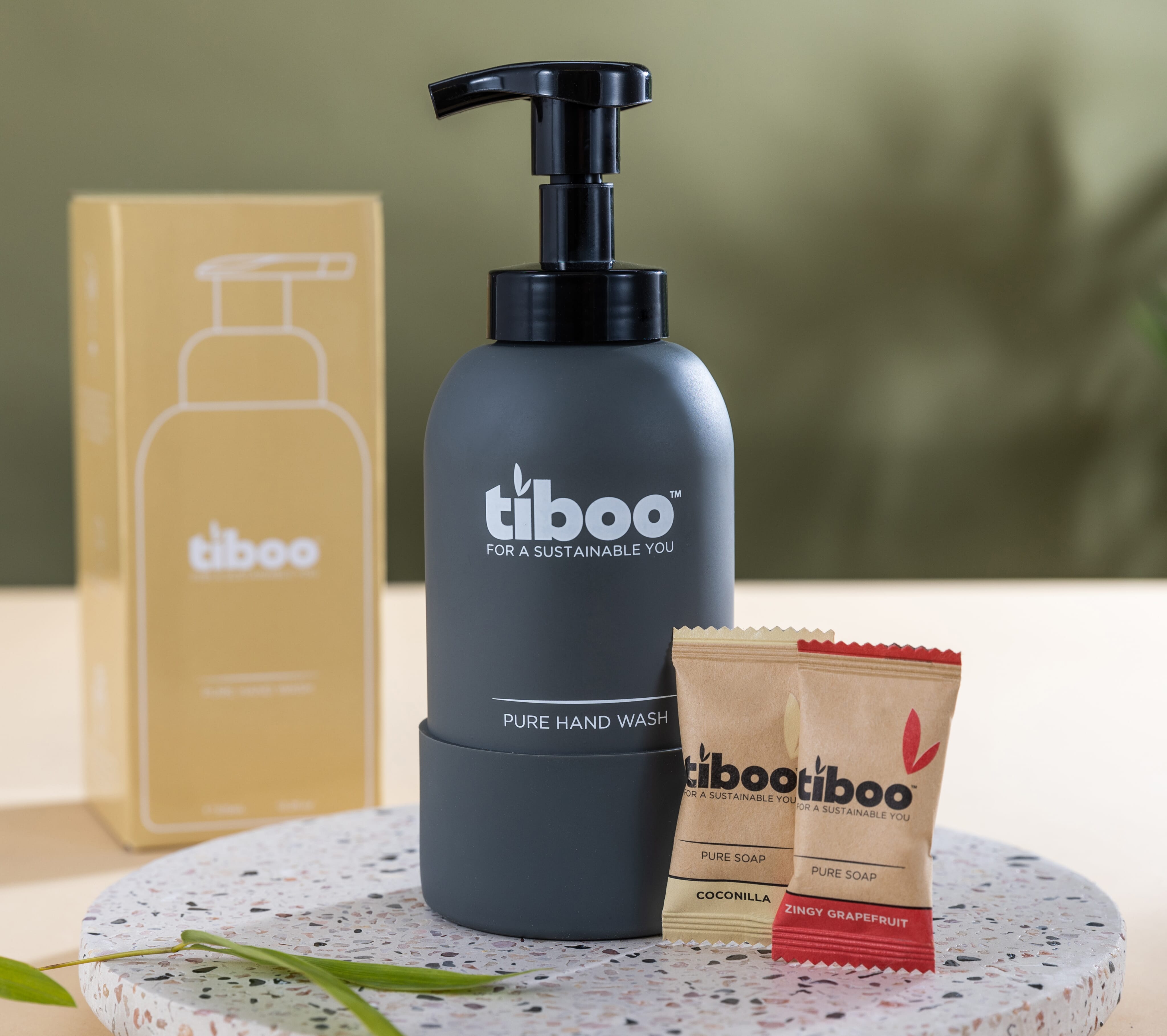 hand-soap-starter-pack-grey-bottle-lifestyle-1