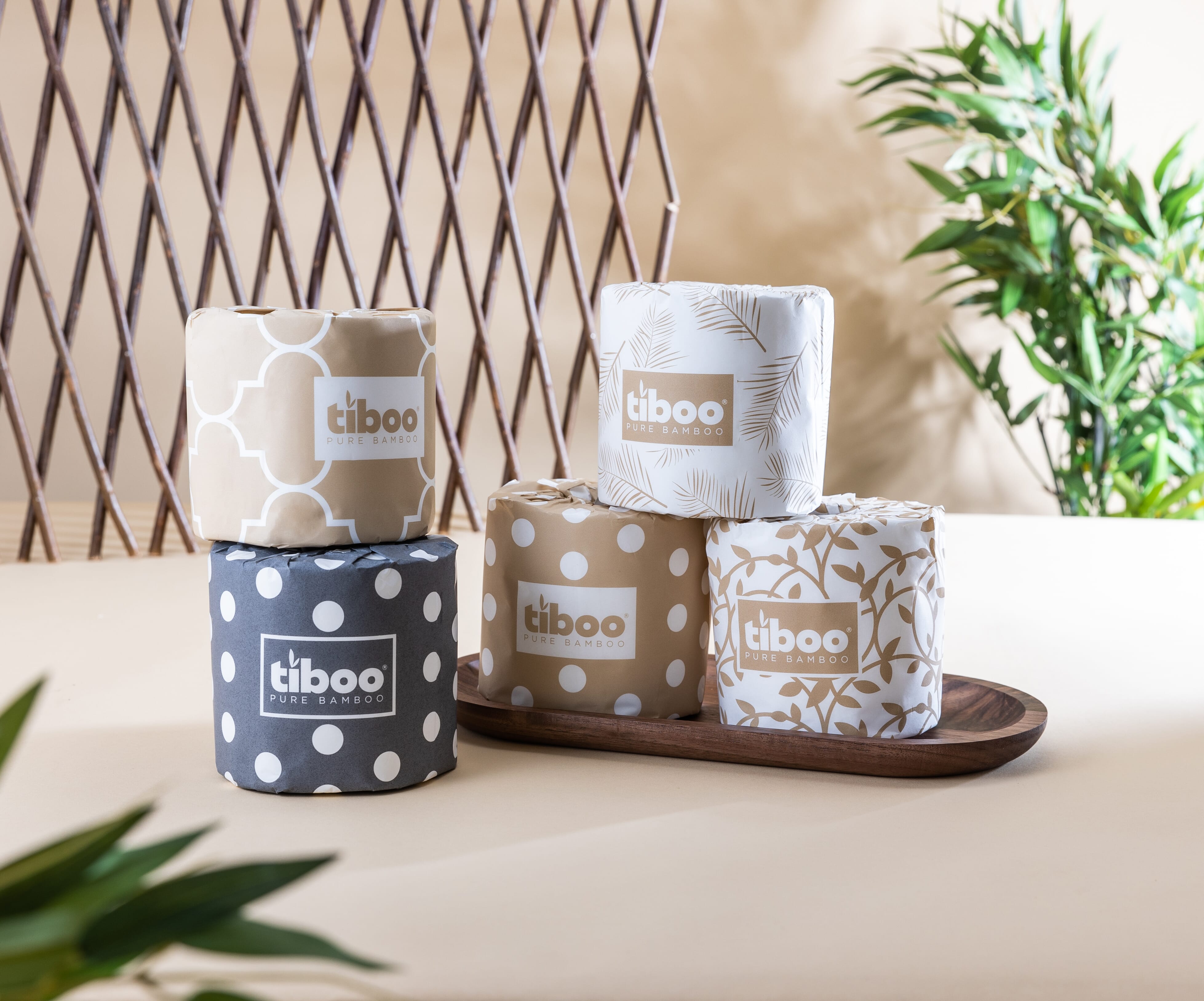 luxury-toilet-rolls-wrapped-lifestyle-1